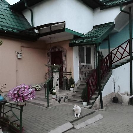Casa Vinco Vici Hotel Turda Exterior photo